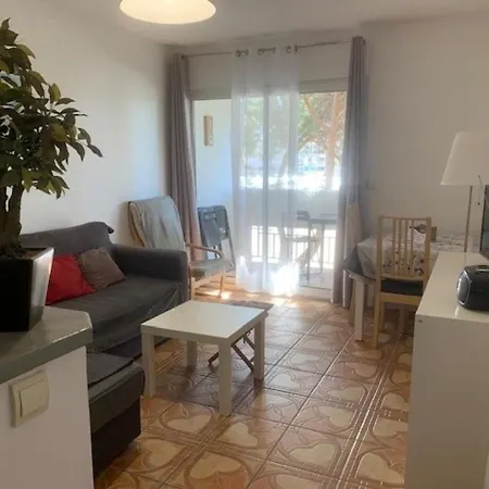 T2 De 39m2 Face Au Parc General De Gaulle A Balaruc-les-bains, Proche Des Thermes - Fr-1-503-144 Apartment *
